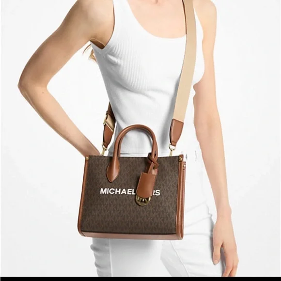 ❤️❤️❤️NEW Set Michael kors bag+Trifold wallet❤️❤️❤️